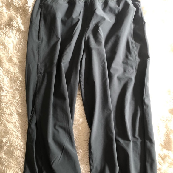 Lululemon Capris - Picture 5 of 6